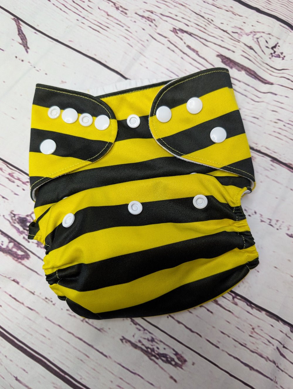 Pocket Nappies - Pre - Loved or Sample Sale - Green Cheeks - cloth nappy
