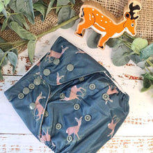 Load image into Gallery viewer, Green Cheeks Cloth Hemp Reusable Nappy
