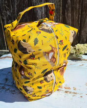 Load image into Gallery viewer, Green Cheeks Wet bags Pod Style Double Layer Waterproof Swimming Cloth Nappies 
