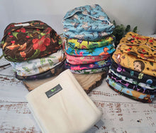 Load image into Gallery viewer, Ultimate Cloth Nappy Starter Kit Day To Night
