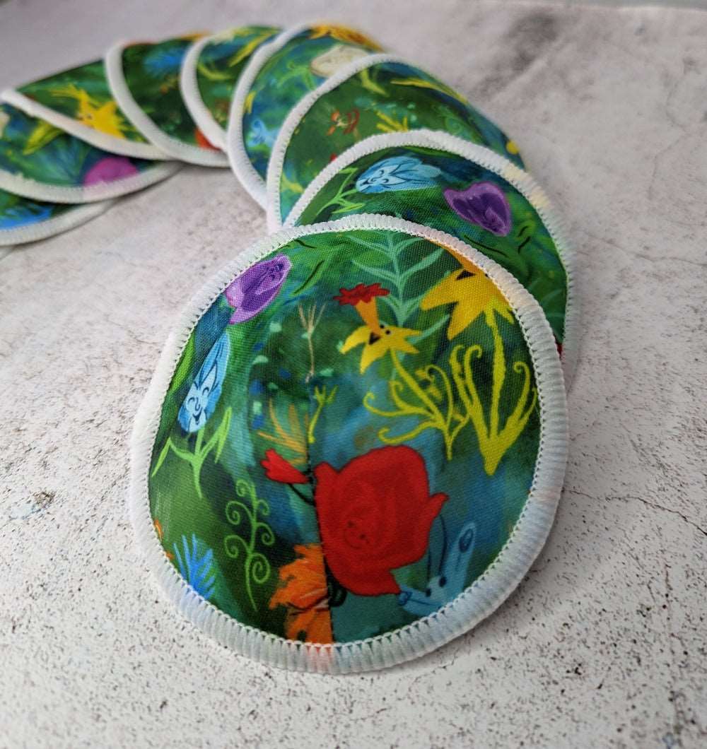 Alice in Wonderboobs: The Best Breast Pads for Comfort and Absorbency! - Green Cheeks - Eco Alternative