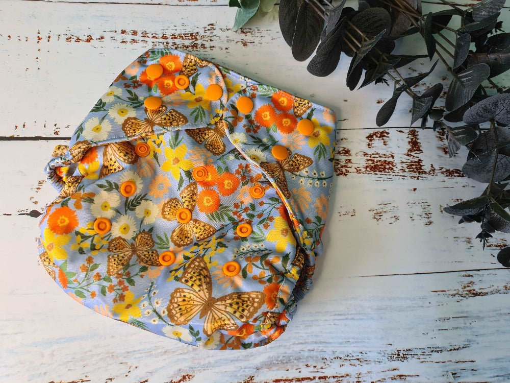 All In Two Part Reusable Cloth Nappies – Eco - Friendly & Ultra - Absorbent - Green Cheeks - cloth nappy