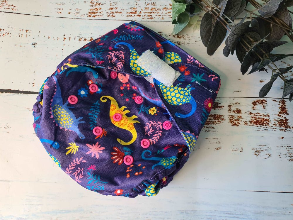 All In Two Part Reusable Cloth Nappies – Eco - Friendly &amp; Ultra - Absorbent - Green Cheeks - cloth nappy