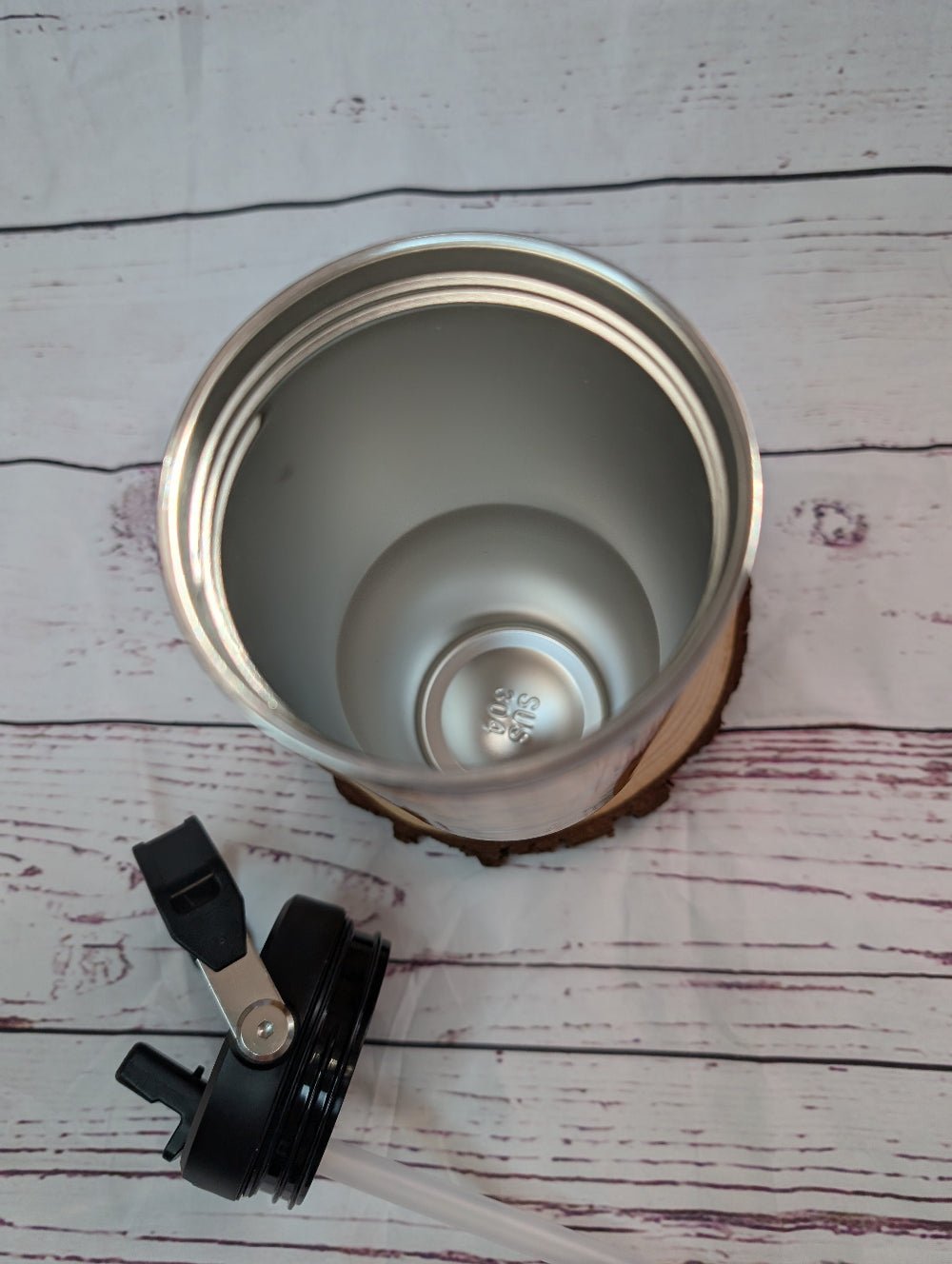 Large Stainless Steel Reusable 900ml Water Bottle - Green Cheeks - Water Bottle