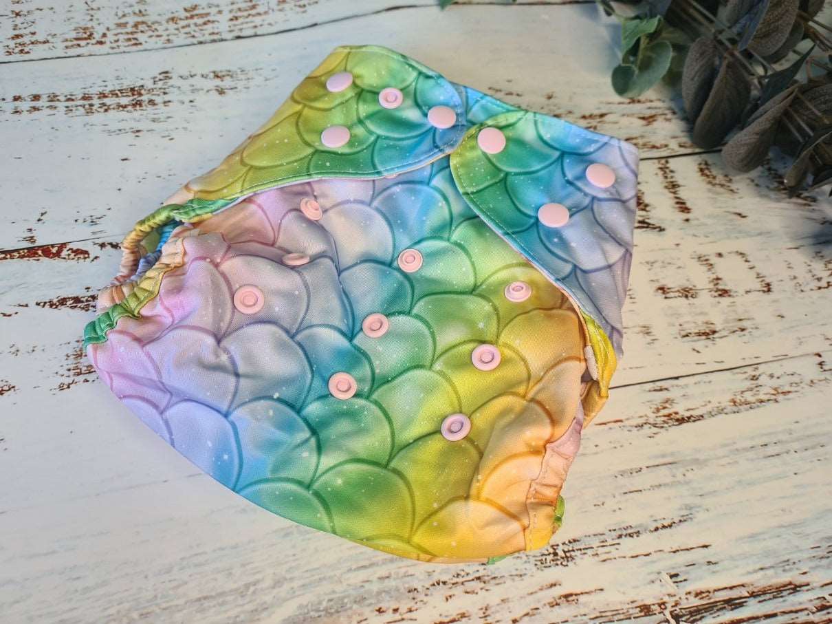 The Cloth Nappy Wrap - Our Unpocket® Reusable Nappy Cover - Green Cheeks - cloth nappy