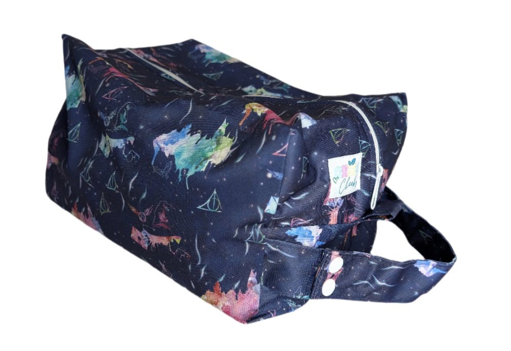 Waterproof Pod Wet Bags – Perfect for Swimming Lessons, Messy Clothes, and Reusable Nappies! - Green Cheeks - Wet Bag