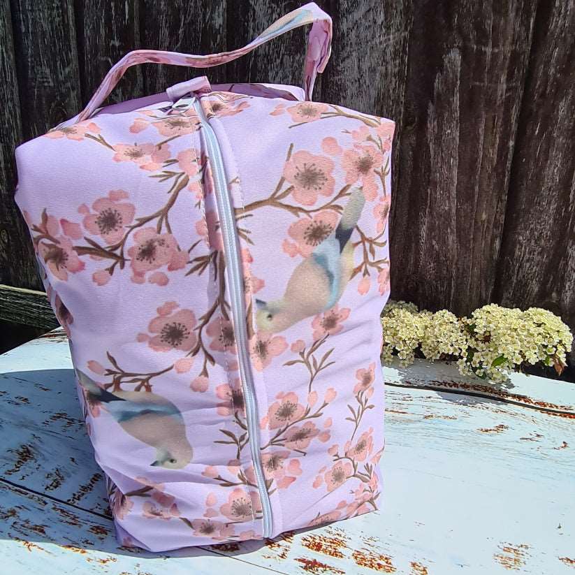 Waterproof Pod Wet Bags – Perfect for Swimming Lessons, Messy Clothes, and Reusable Nappies! - Green Cheeks - Wet Bag