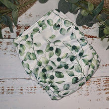 Load image into Gallery viewer, Green Cheeks Cloth Hemp Reusable Nappy
