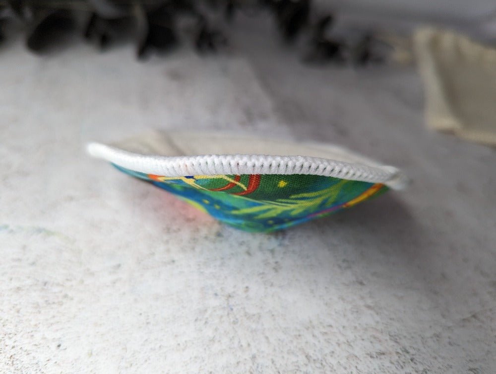 Alice in Wonderboobs: The Best Breast Pads for Comfort and Absorbency! - Green Cheeks - Eco Alternative